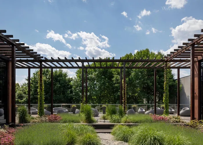 Warszawianka 4* ヤフランカ