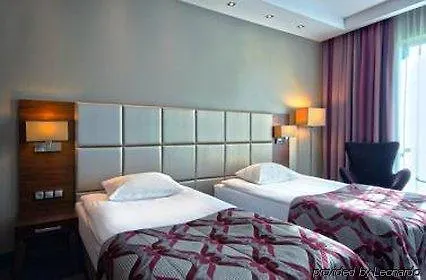 ホテル Warszawianka